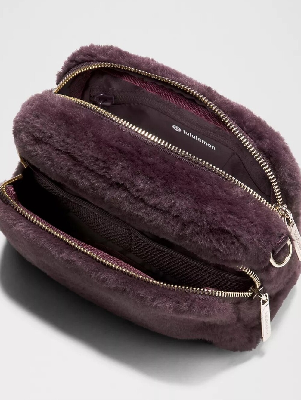 Lululemon Plush Fleece Large 2L Crossbody Bag Black Plum & Gold Metal Hardware - Picture 3 of 8